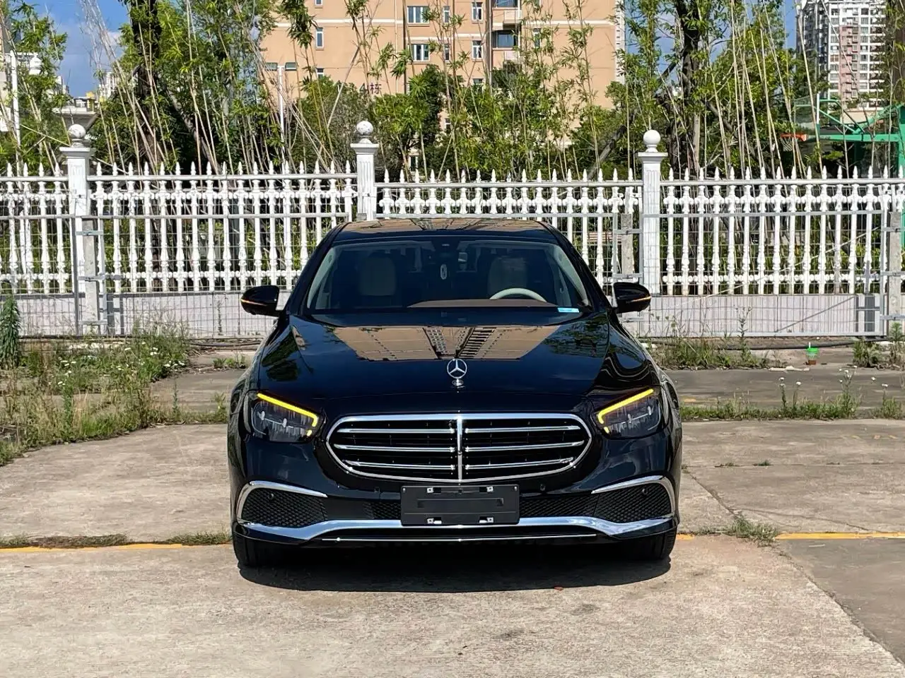 Mercedes-Benz E-Class, 2023
