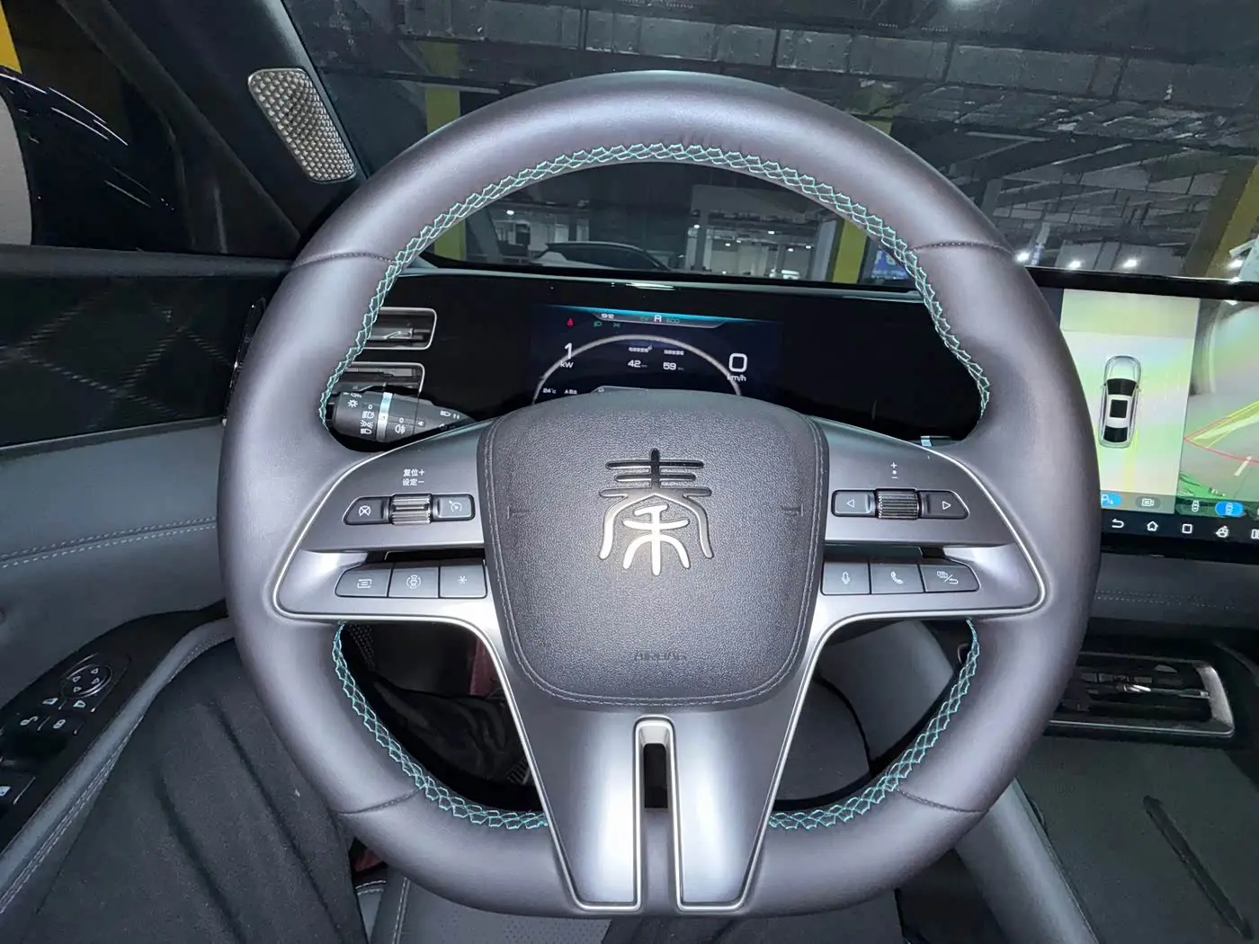 BYD Qin L 2024 — Photo 17/19