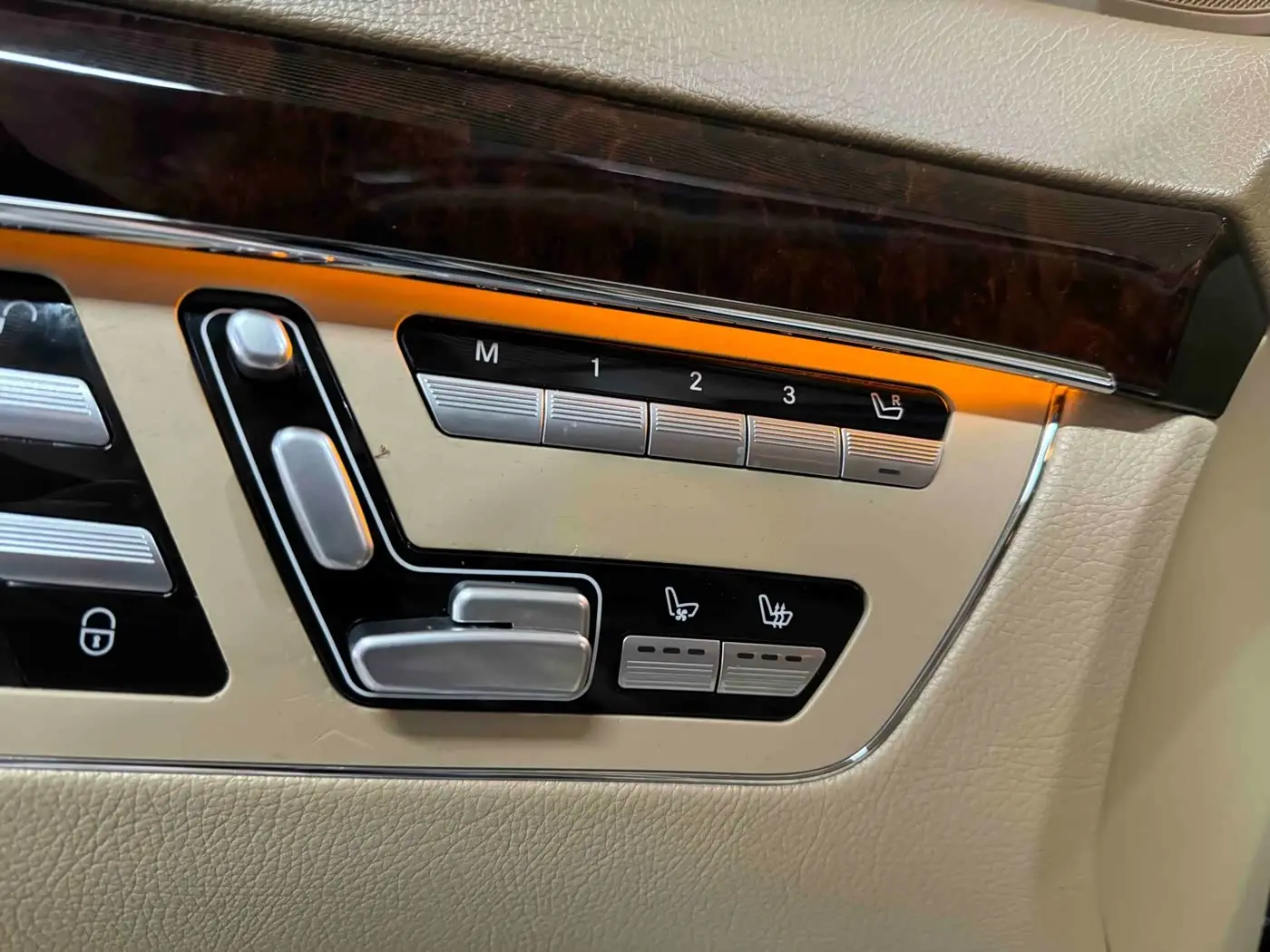 Mercedes-Benz S-Class 2013 — Photo 12/18