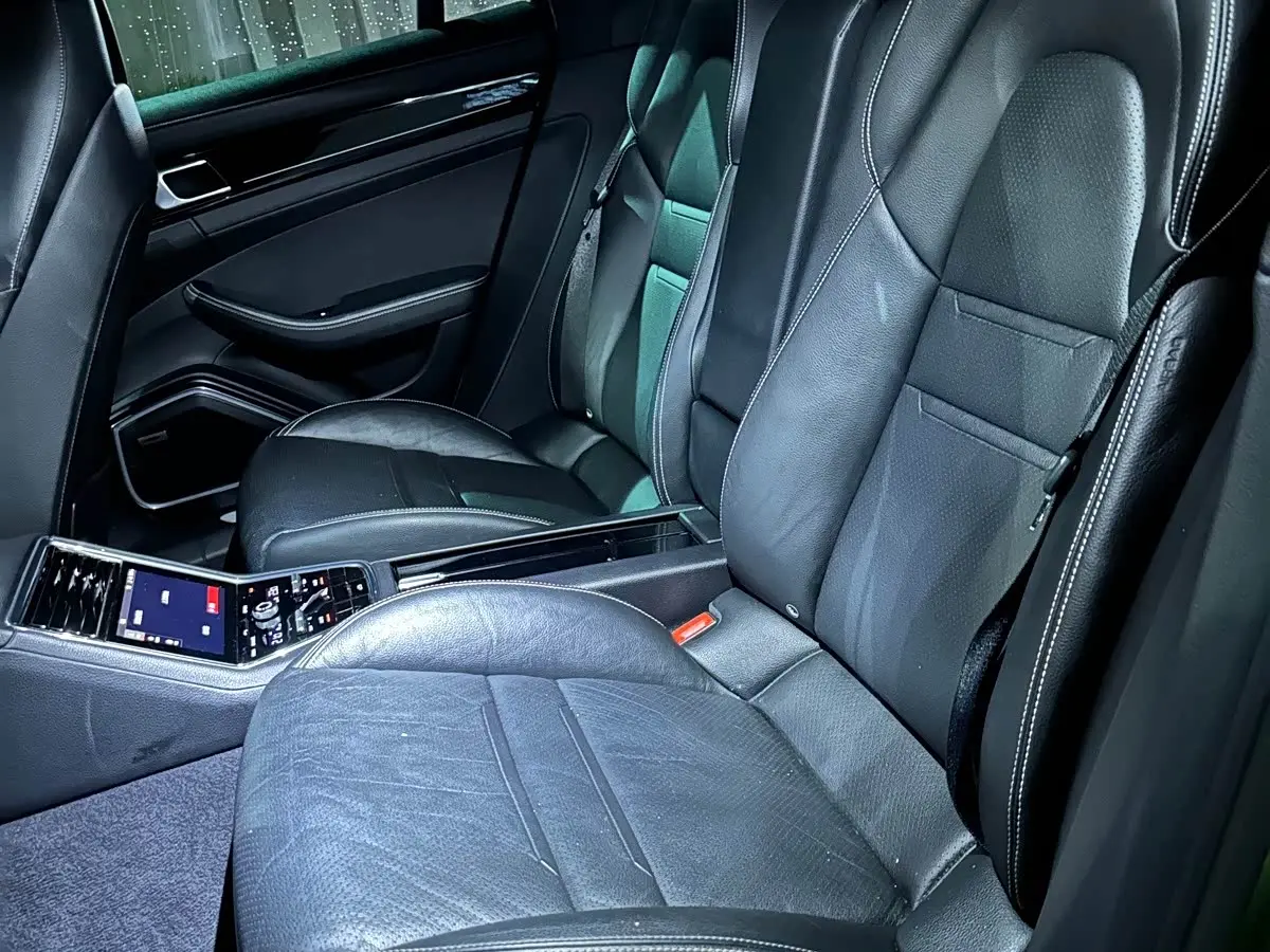 Porsche Panamera 2020 — Photo 9/12