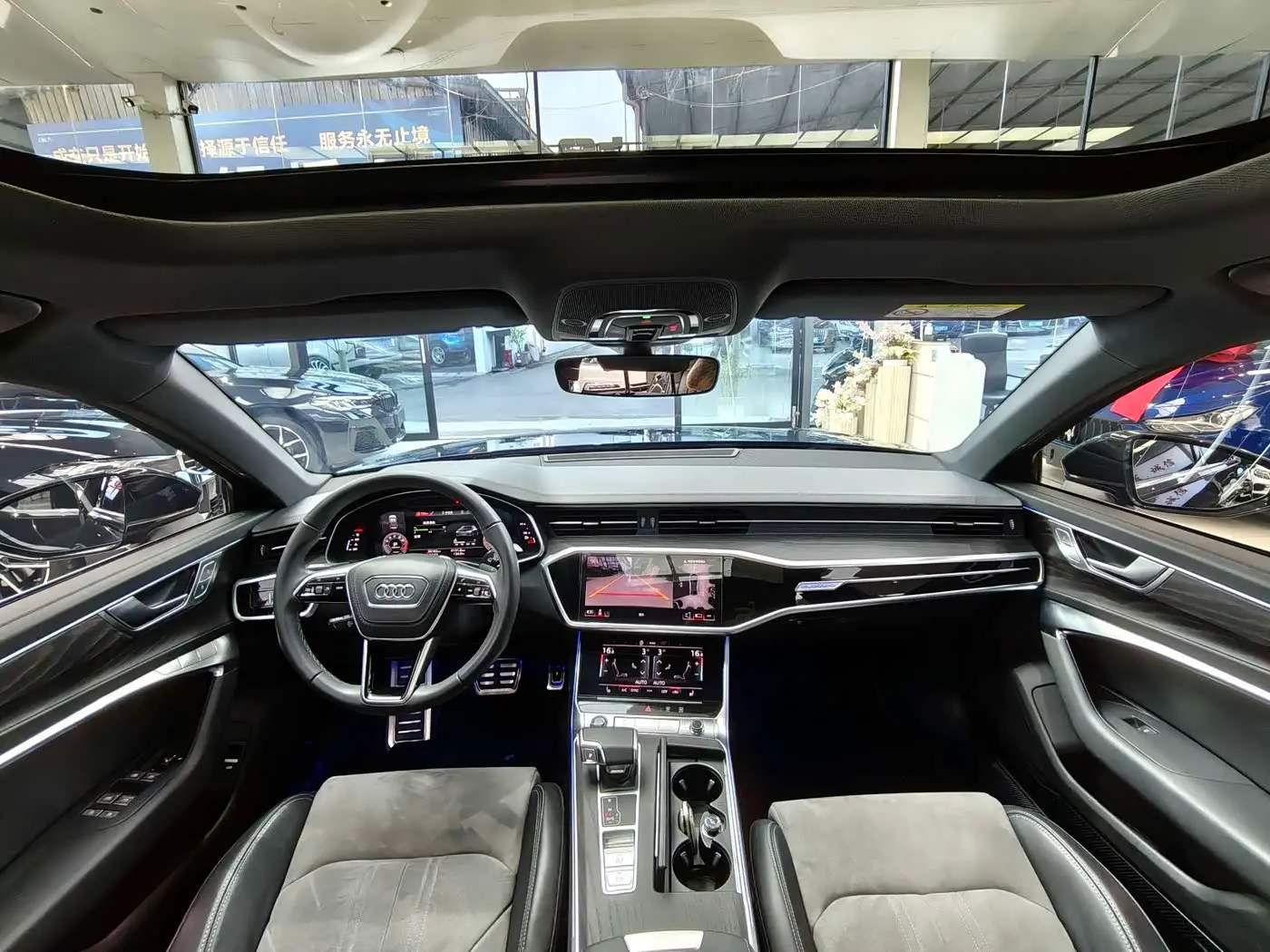 Audi A6L 2024 — Photo 13/20