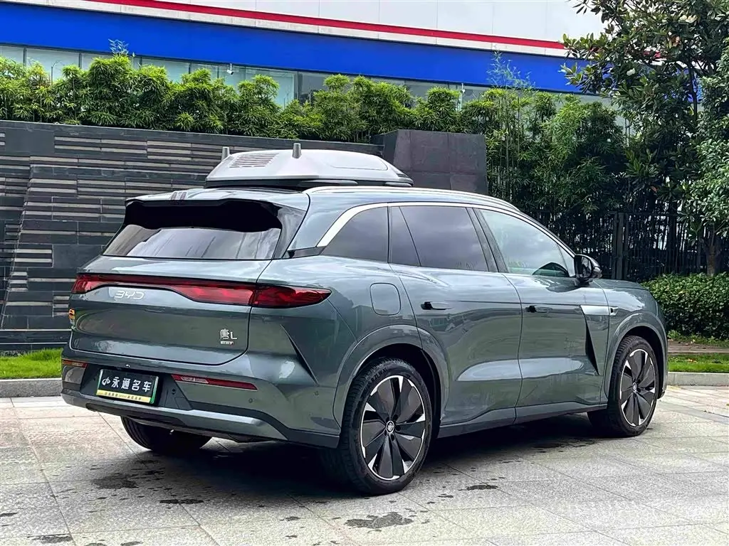 BYD Tang L 2025 — Фото 13/16