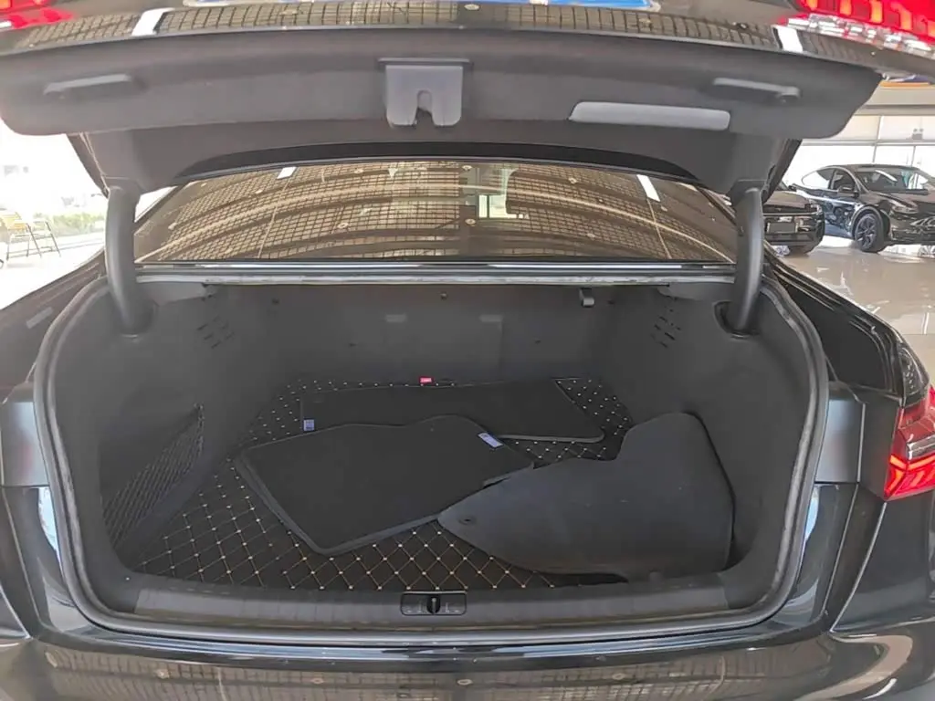 Audi A6L 2020 — Photo 15/20