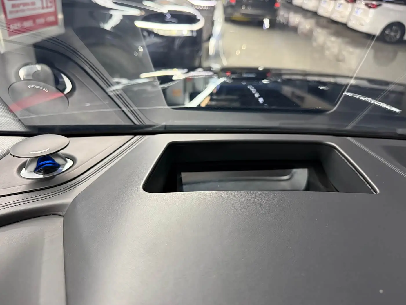 Audi Q7 2020 — Photo 5/20