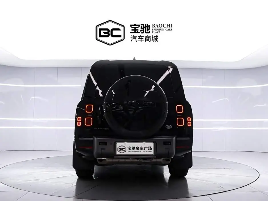 Land Rover Defender 2025 — Фото 4/20
