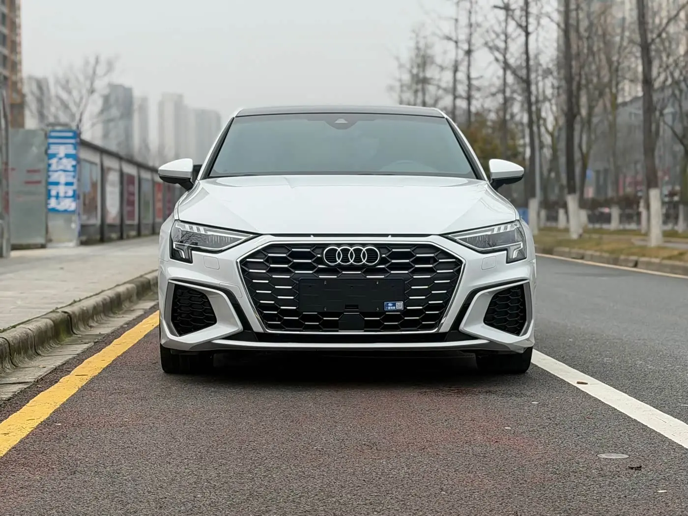 Audi A3 2022 — Photo 2/15