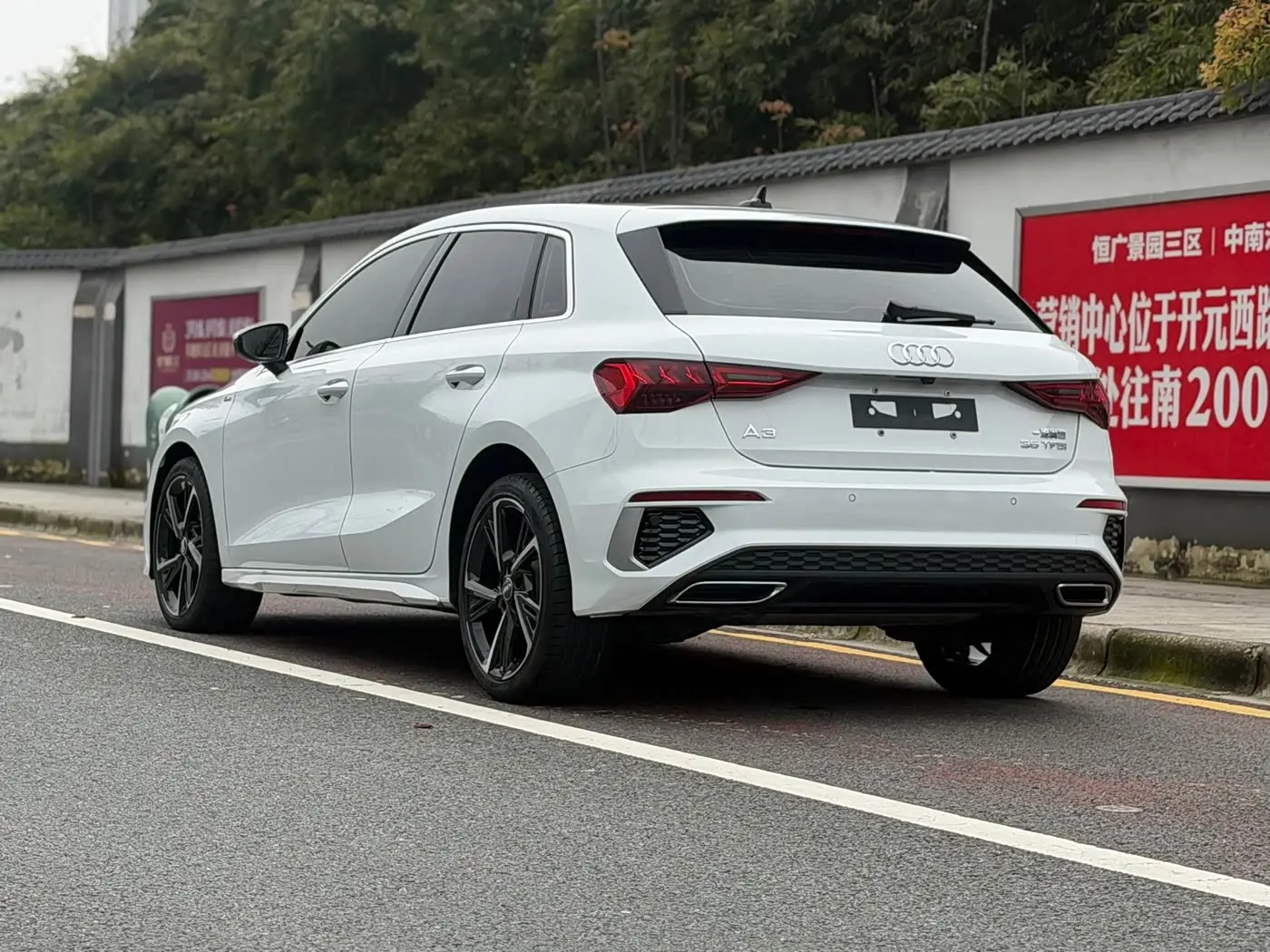 Audi A3 2022 — Photo 6/15