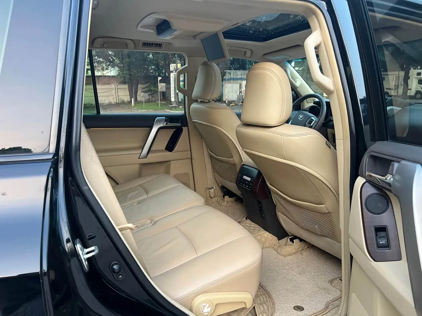 Toyota Prado 2016 — Фото 11/20