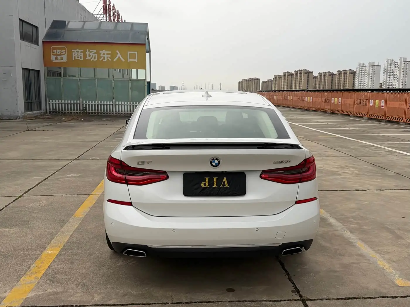 BMW 6 Series GT 2018 — Photo 6/16