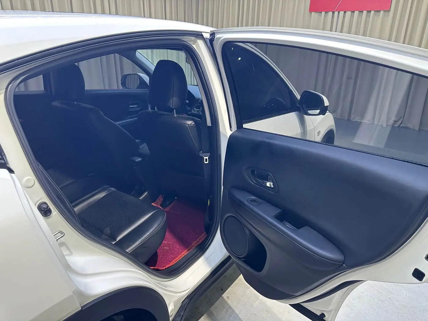 Honda Vezel 2022 — Photo 18/20