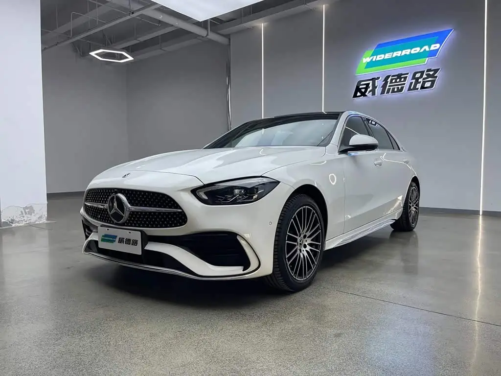 Mercedes-Benz C-Class, 2024