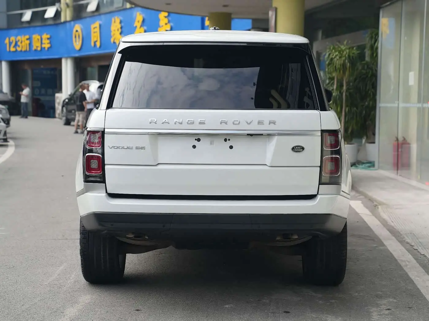 Land Rover Range Rover 2015 — Фото 6/13