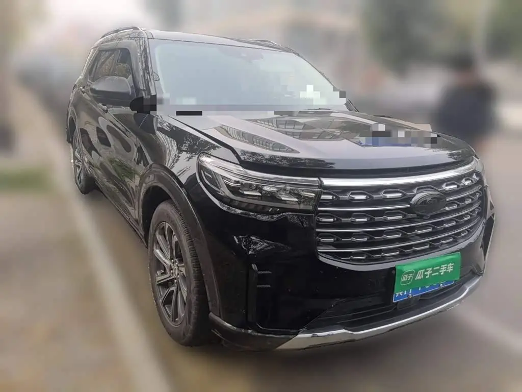 Ford Explorer 2024 — Photo 3/20