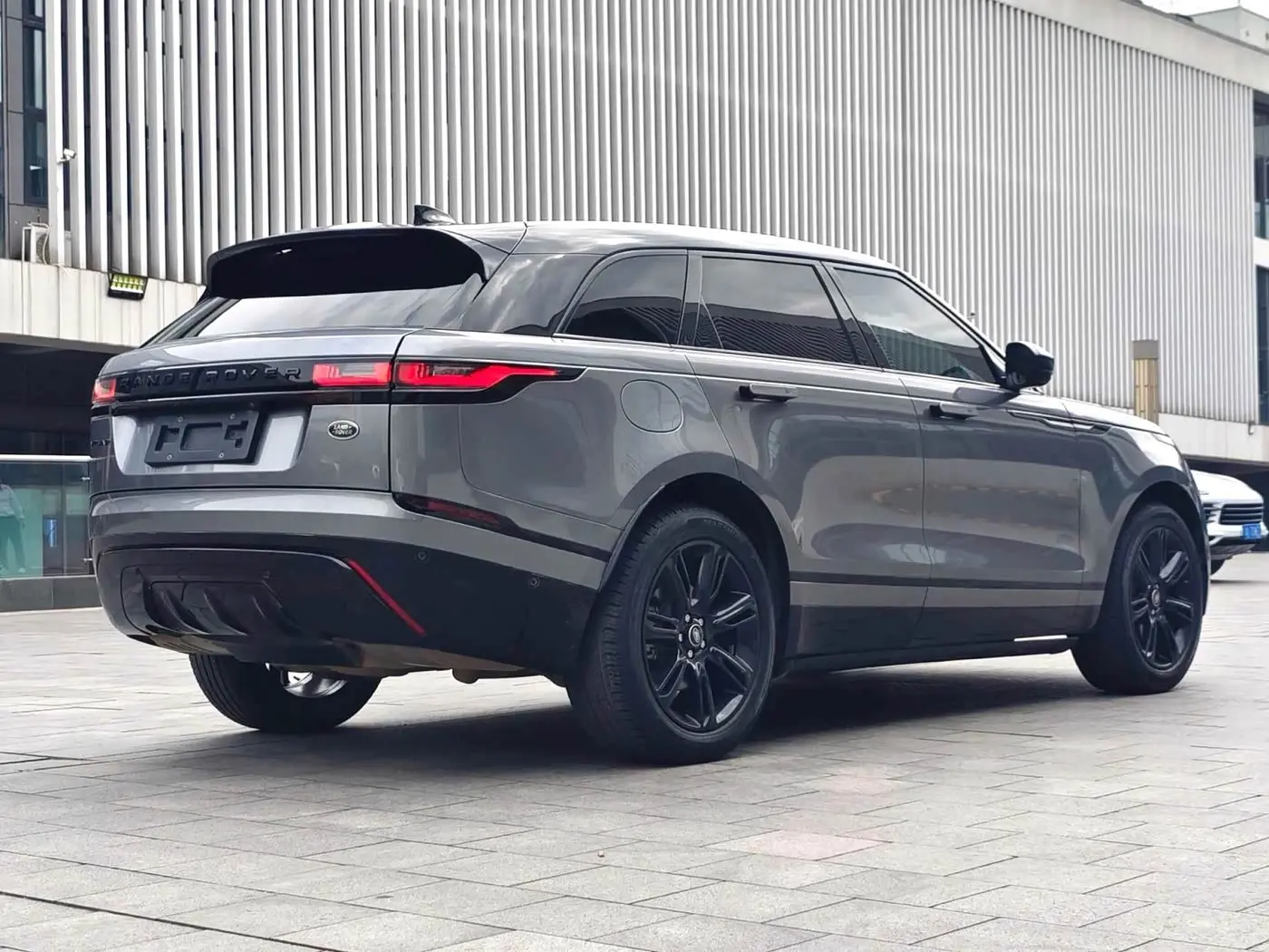 Land Rover Range Rover Velar 2021 — Photo 14/14
