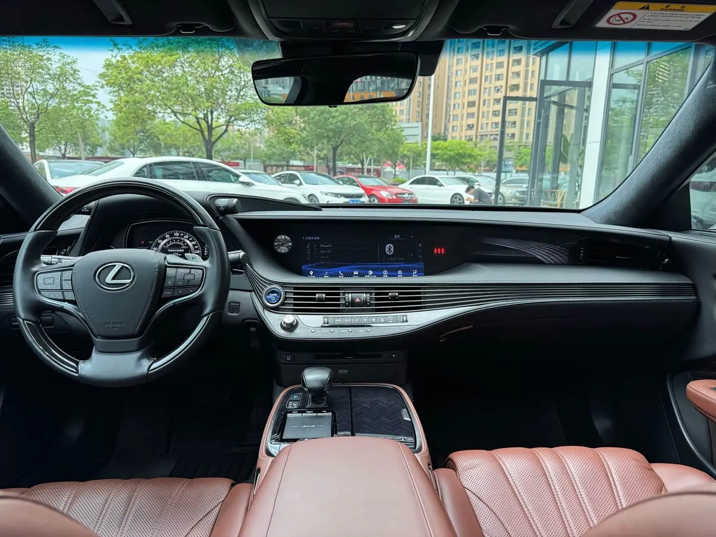 Lexus LS 2019 — Şəkil 11/15