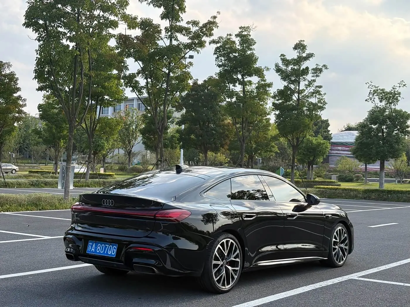 Audi A5L Sportback 2026 — Фото 4/20