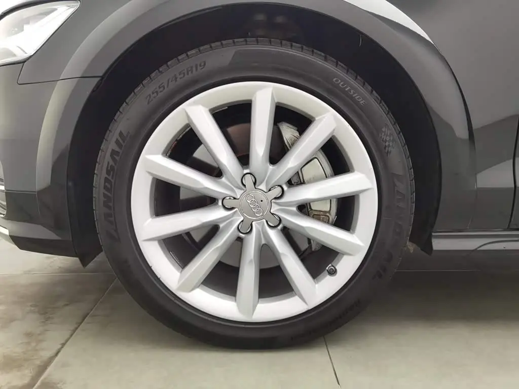 Audi A6 2017 — Photo 17/20