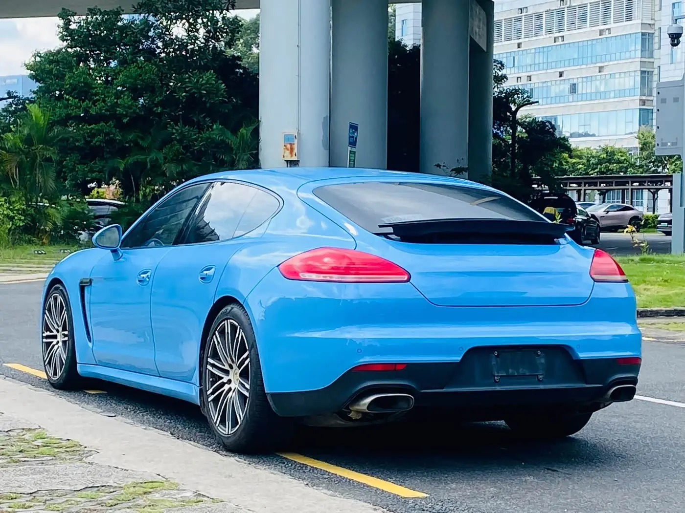 Porsche Panamera 2015 — Фото 5/13
