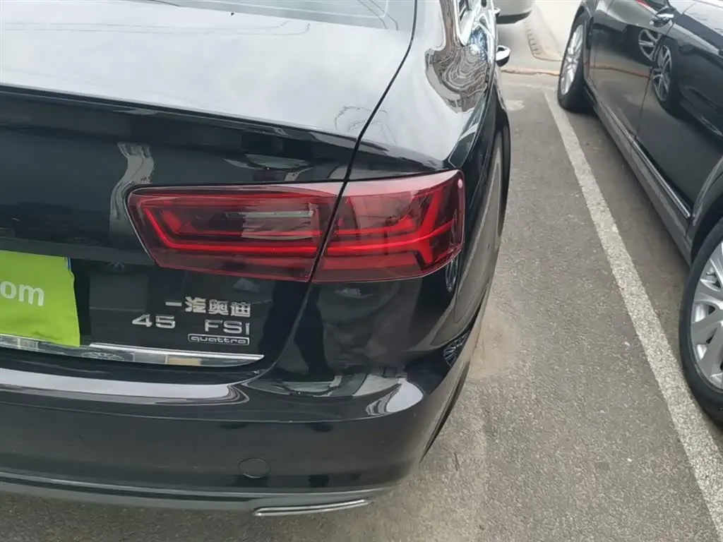 Audi A6L 2018 — Photo 8/20