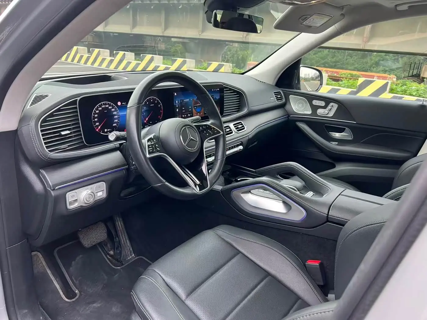 Mercedes-Benz GLE 2023 — Фото 4/10