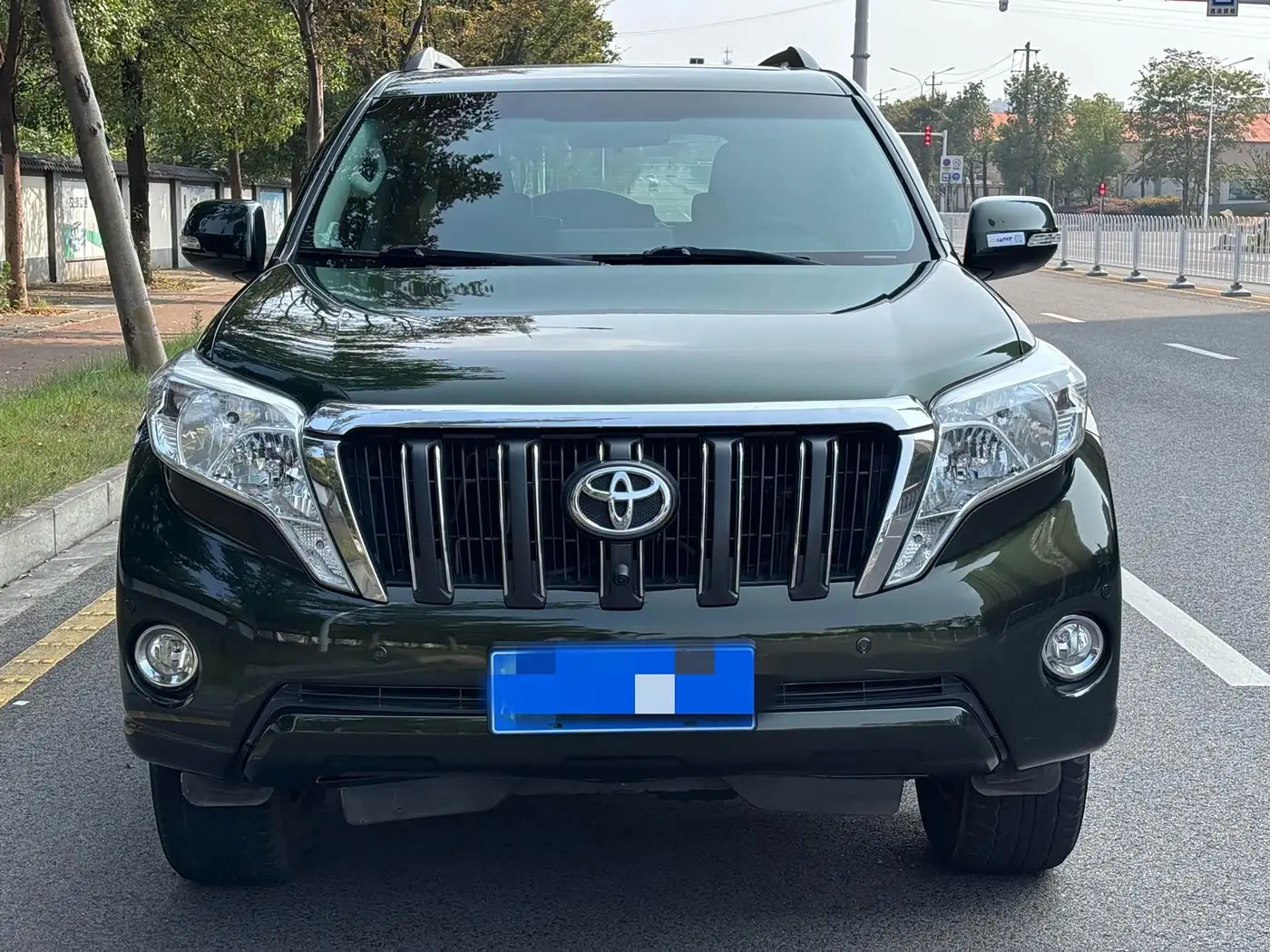 Toyota Prado 2018 — ფოტო 4/18