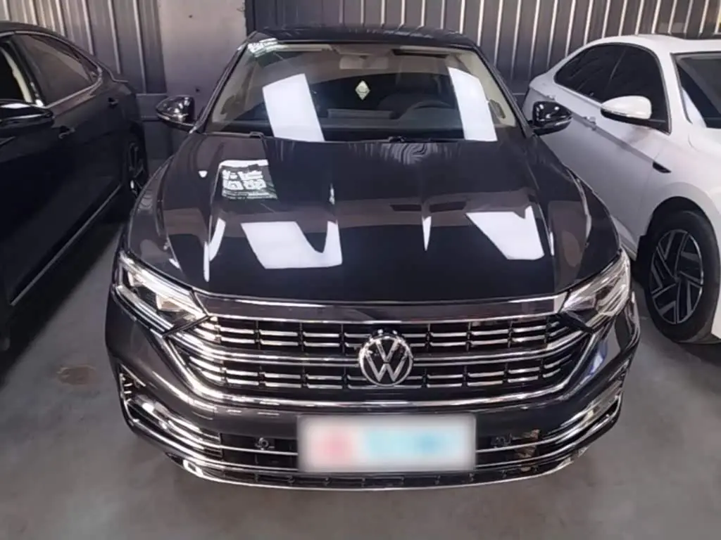 Volkswagen Sagitar 2022 — Photo 3/20