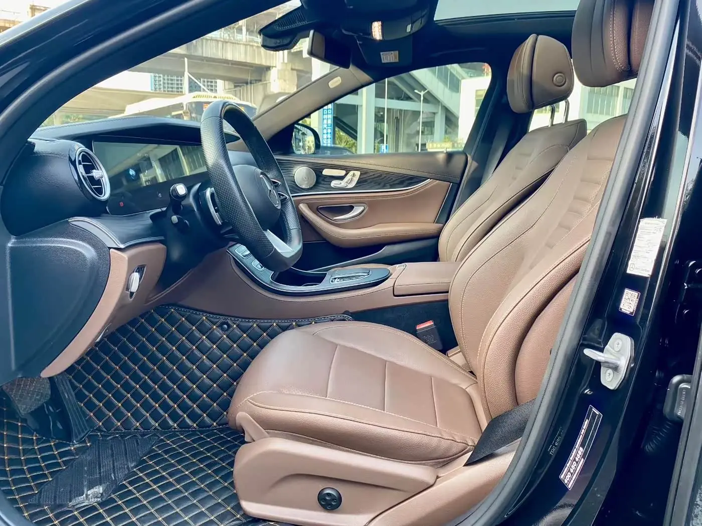 Mercedes-Benz E-Class 2023 — Şəkil 9/9