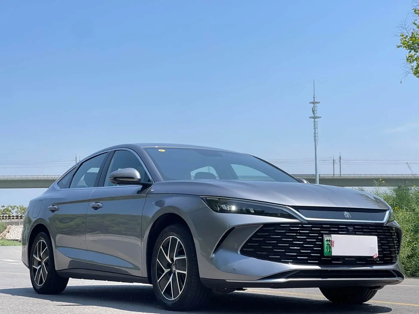 BYD Qin L 2024 — Photo 3/15