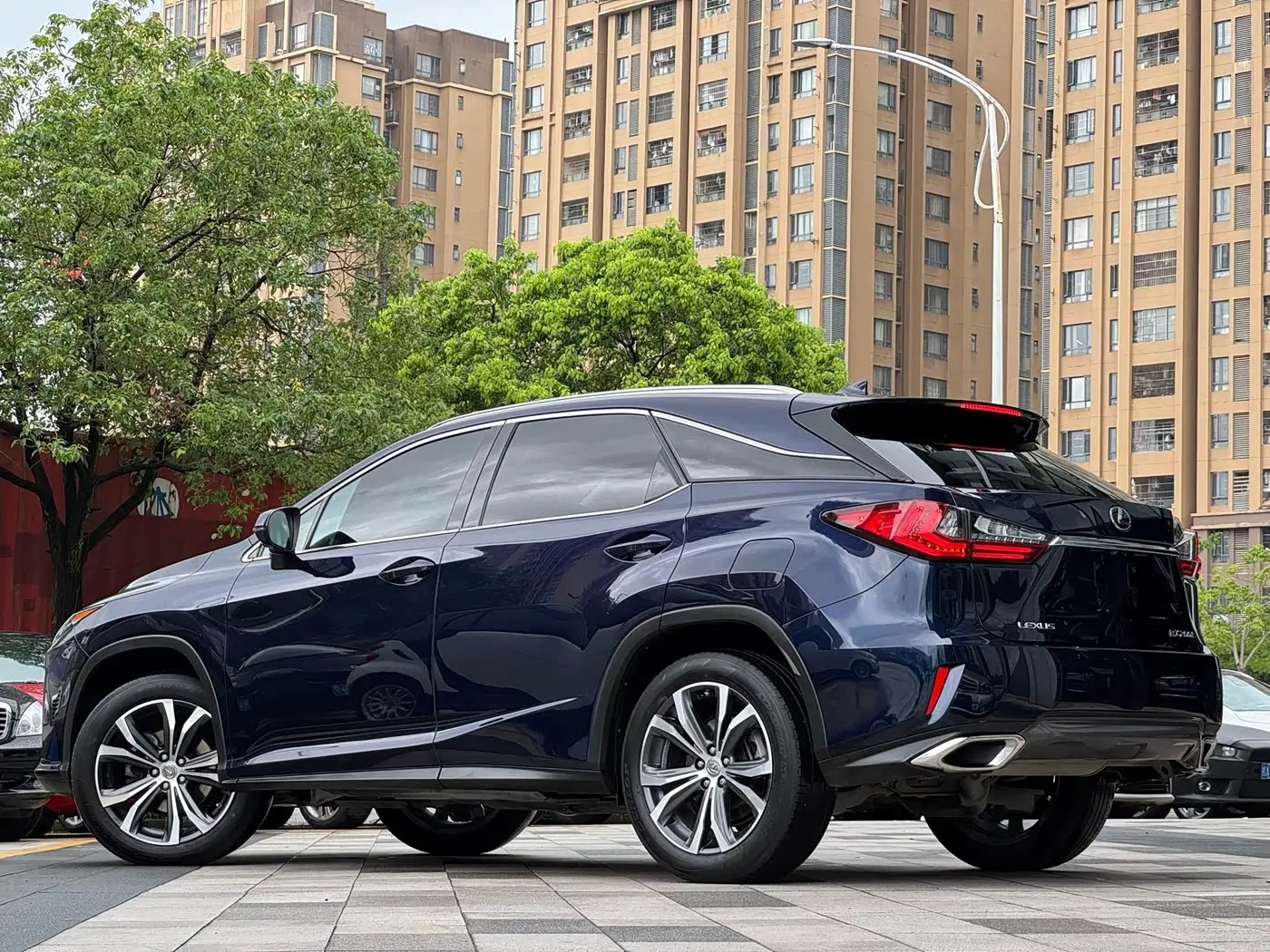 Lexus RX 2017 — Фото 4/13