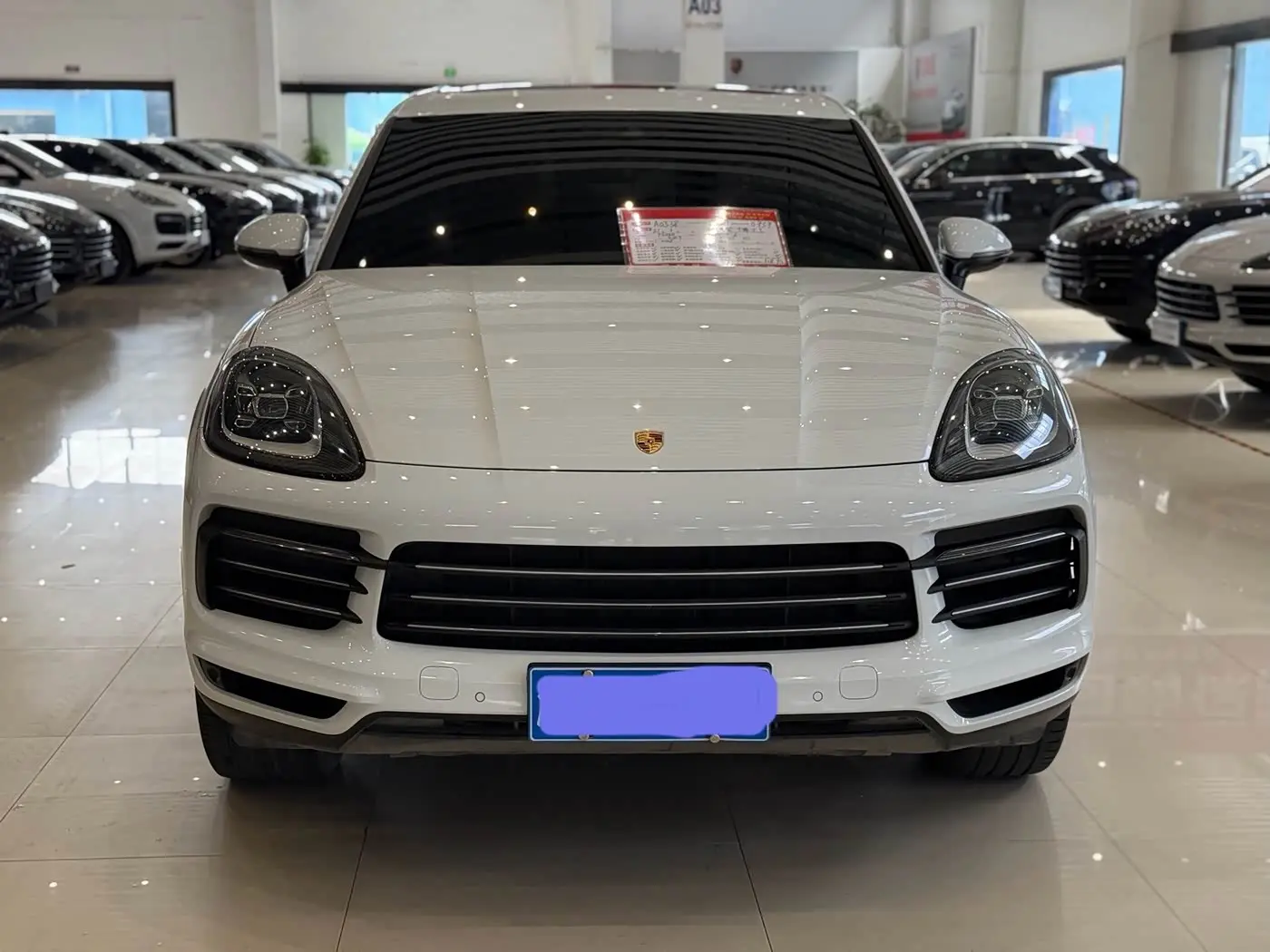 Porsche Cayenne 2021 — Photo 2/9