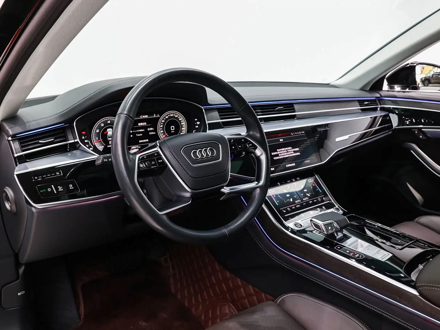 Audi A8 2024 — Фото 18/20