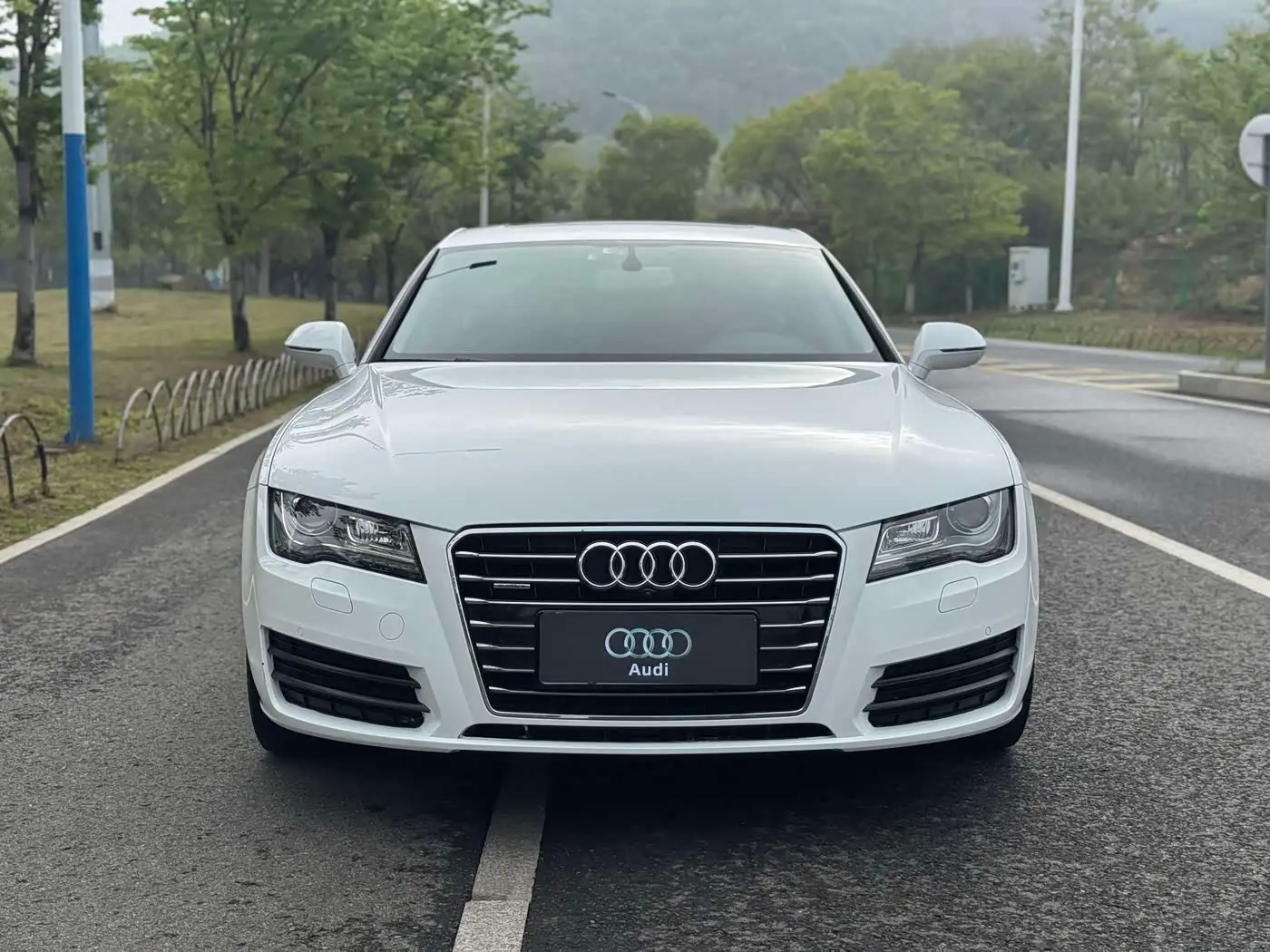 Audi A7 2015 — Photo 2/19