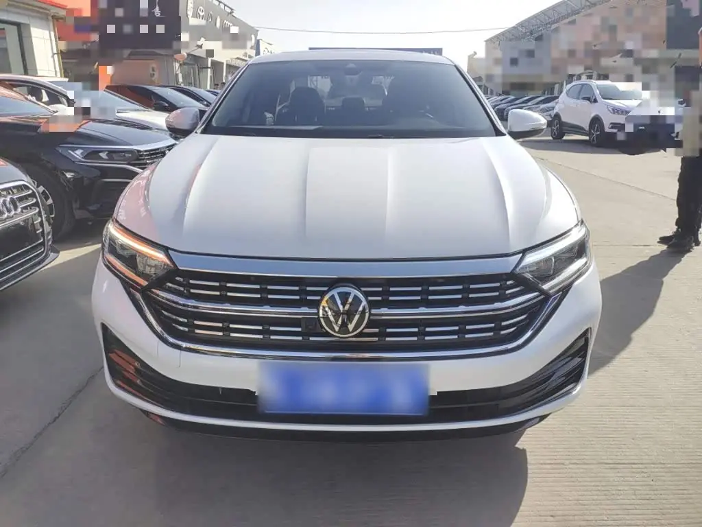 Volkswagen Sagitar 2022 — Photo 3/20