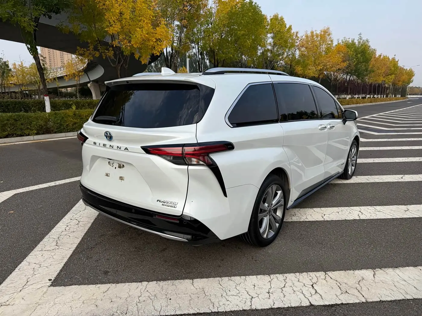 Toyota Sienna 2022 — Photo 9/9