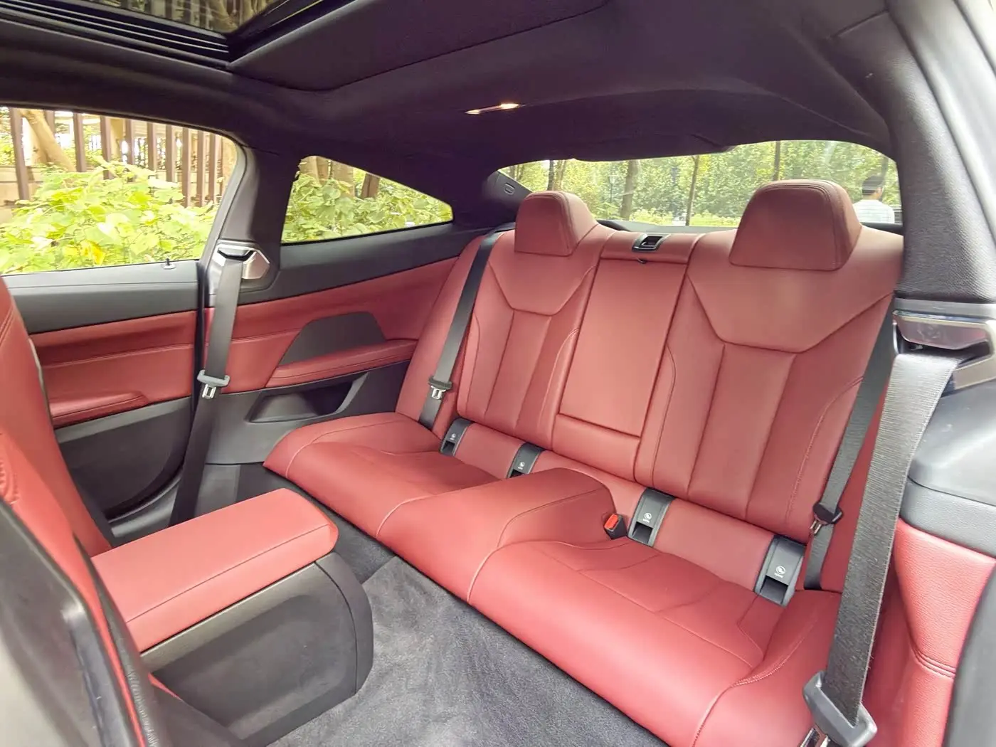 BMW 4 Series 2025 — Photo 12/14