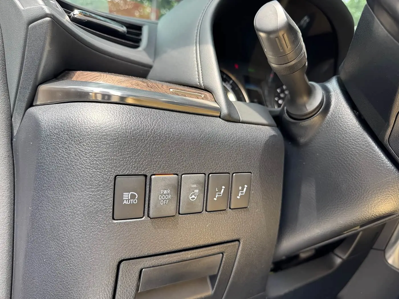 Toyota Alphard 2021 — Фото 11/20