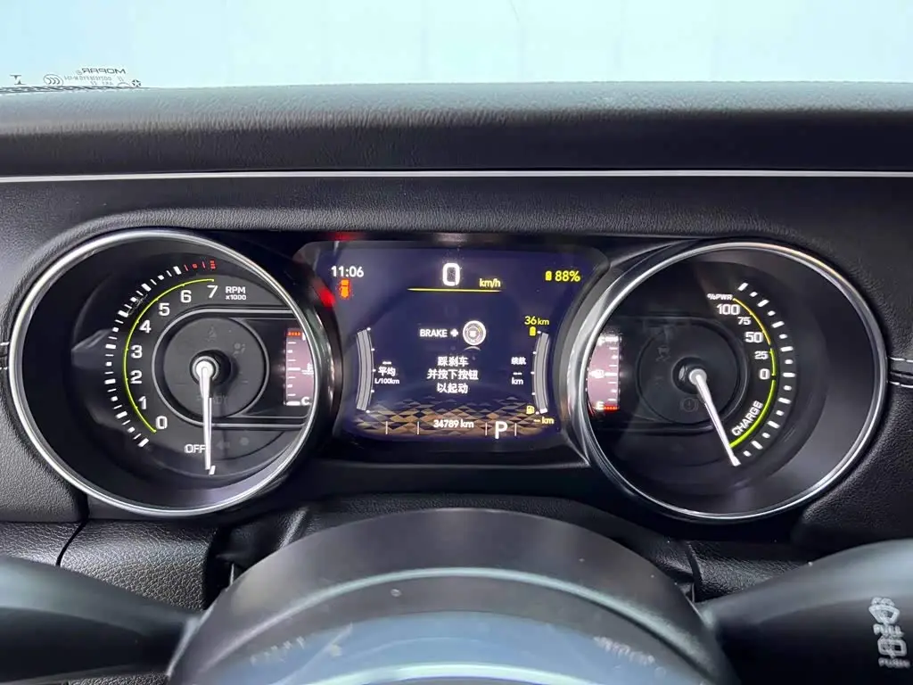 Jeep Wrangler 4xe 2022 — Фото 14/20