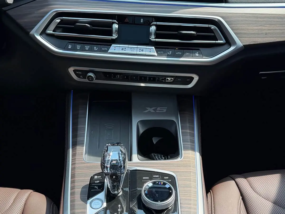 BMW X5 2022 — Фото 14/14