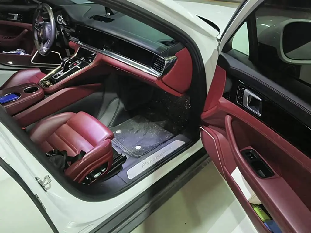 Porsche Panamera New Energy 2020 — Photo 13/13