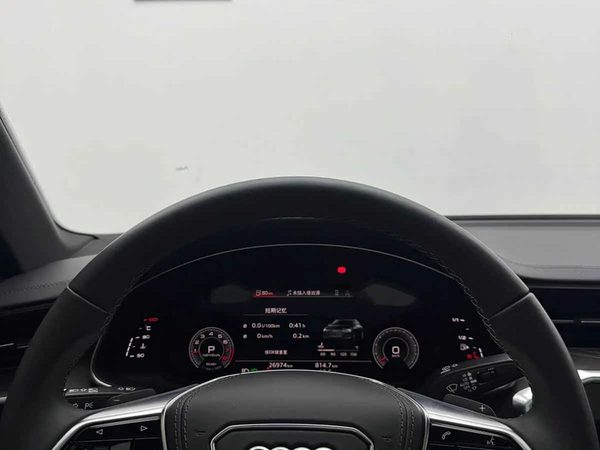 Audi A6L 2023 — Photo 10/11