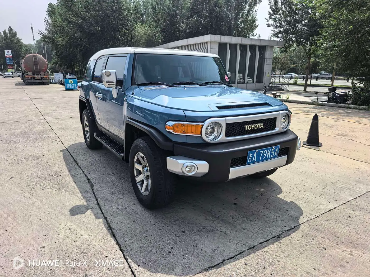 Toyota FJ Cruiser 2020 — Photo 3/9