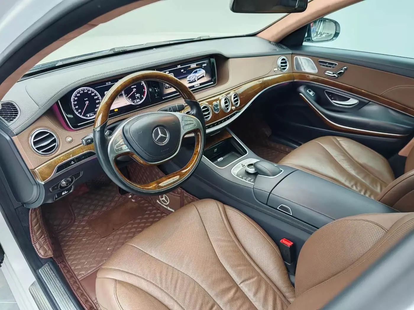 Mercedes-Benz S-Class 2014 — Photo 3/10