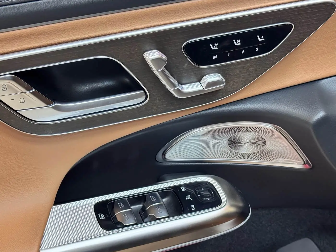 Mercedes-Benz E-Class 2026 — Фото 5/20