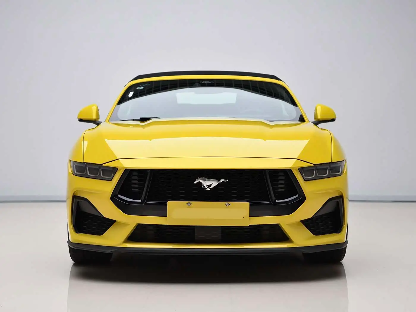 Ford Mustang 2024 — Photo 2/20