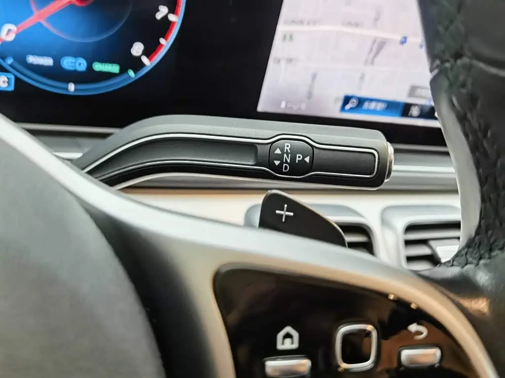 Mercedes-Benz GLE Coupe 2021 — Фото 13/20