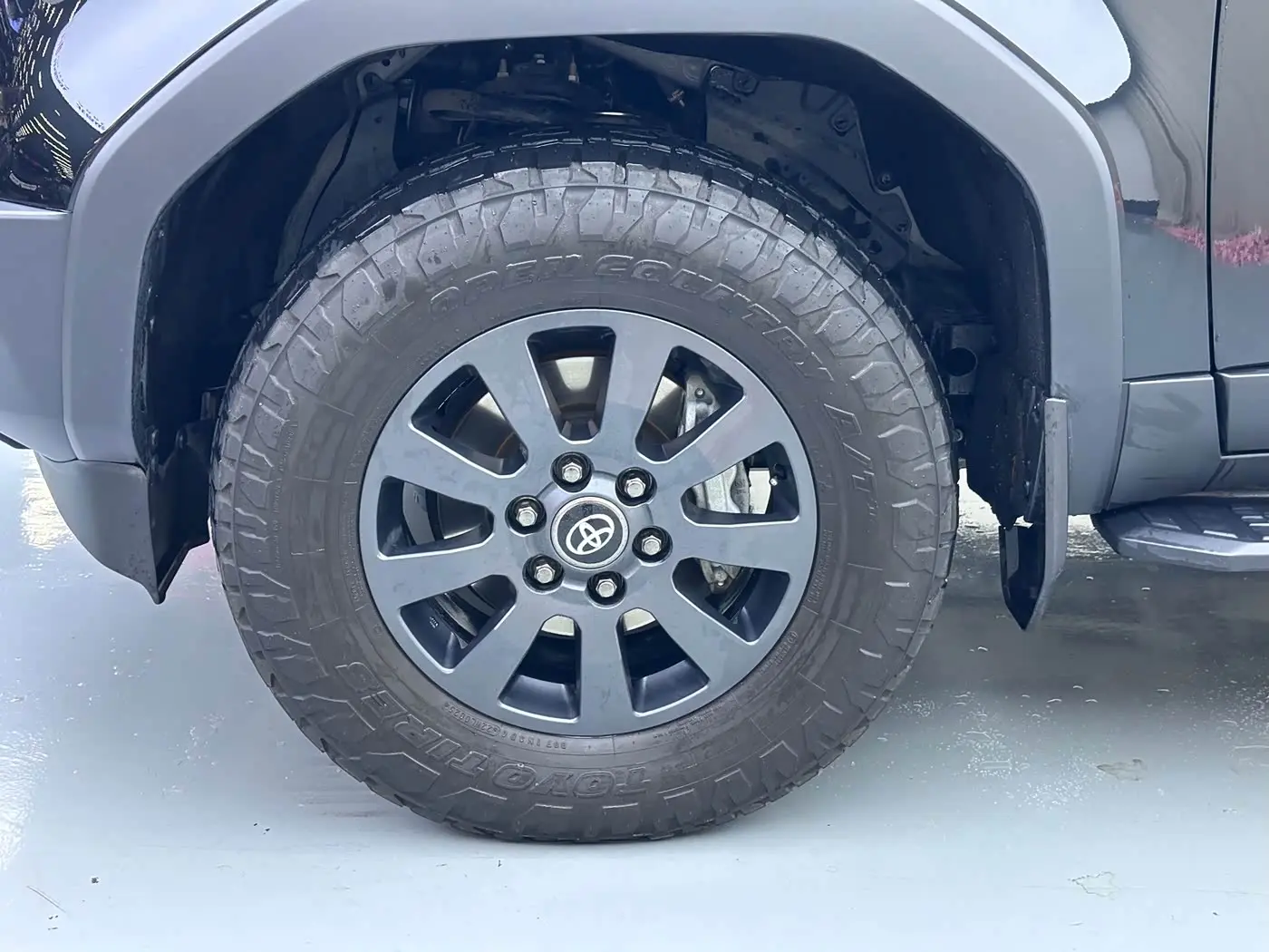Toyota Prado 2025 — Photo 4/20