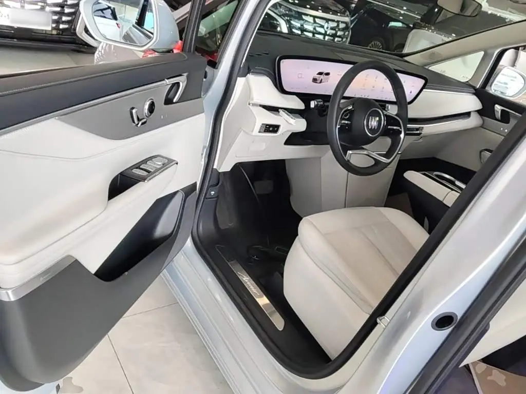 Buick GL8 New Energy 2025 — Photo 16/20