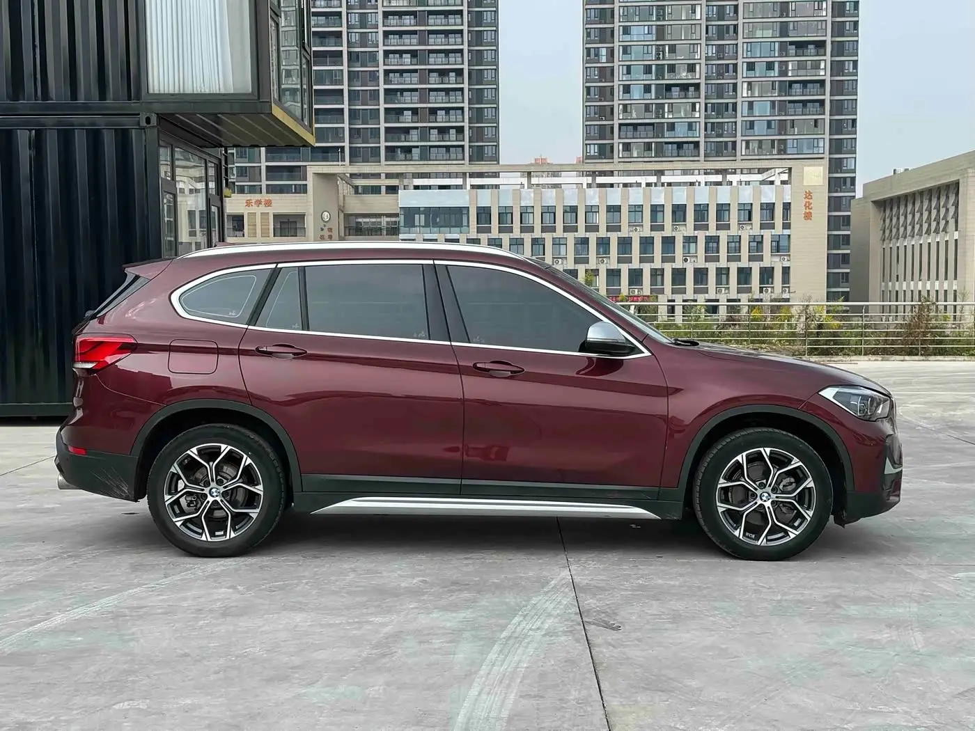 BMW X1 2021 — Photo 6/20
