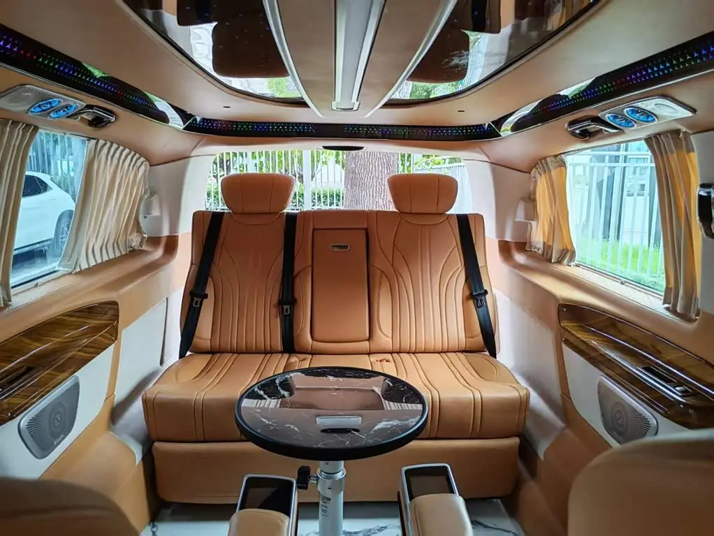 Mercedes-Benz Vito 2024 — Photo 16/20