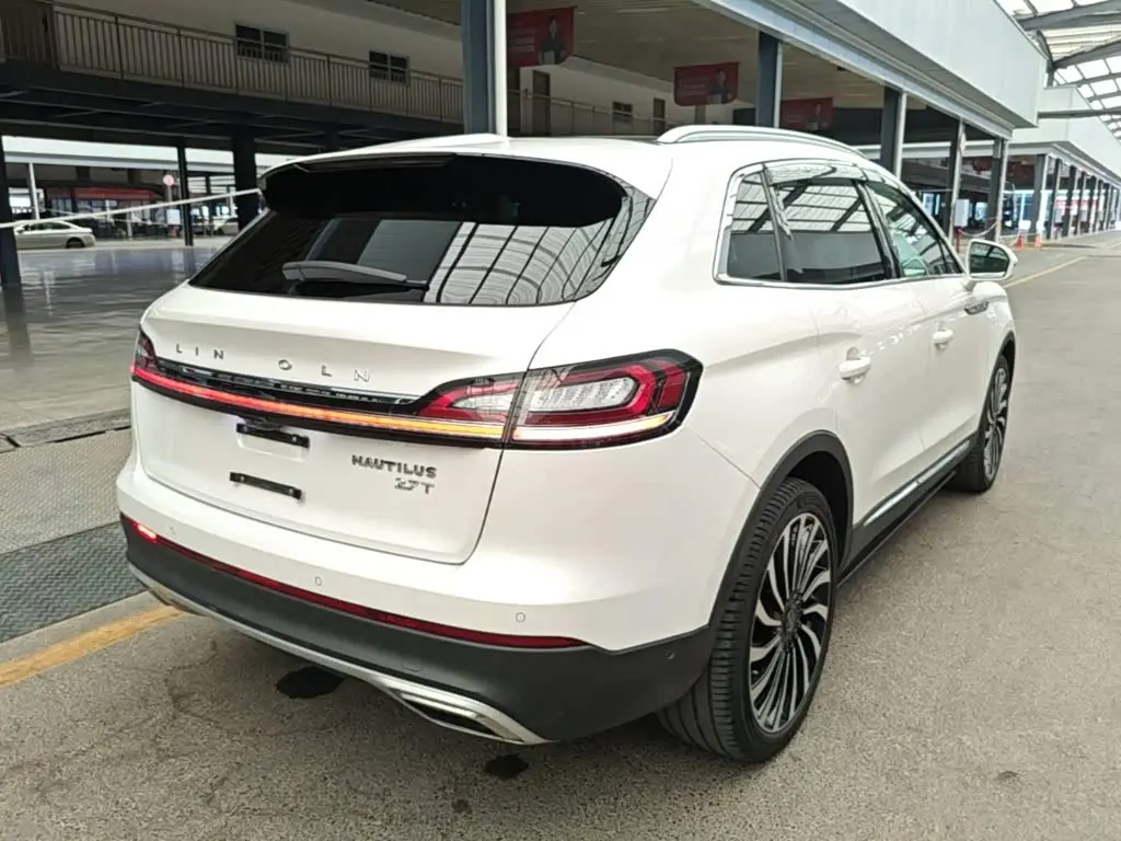 Lincoln Nautilus 2021 — Photo 7/20